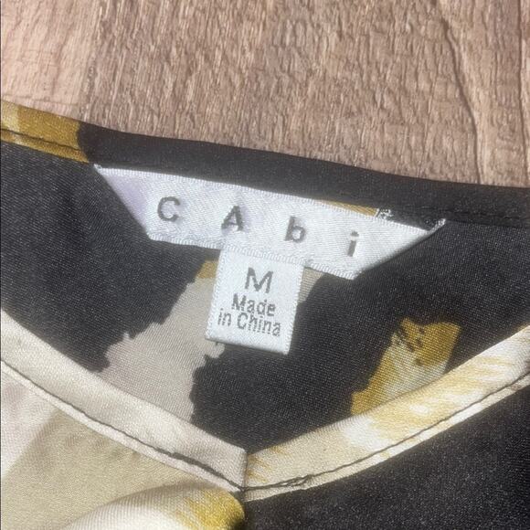 CAbi Camisole with Black and Gold Pattern Sz M - Picture 3 of 7